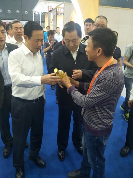 菲彩国际,油茶种植生产加工销售,植物油种植生产加工销售 菲彩国际,油茶种植生产加工销售,植物油种植生产加工销售